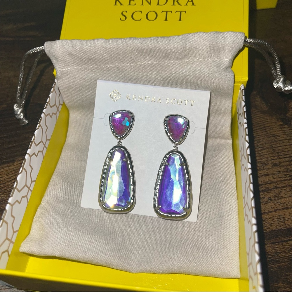 Kendra Scott Daria Earrings